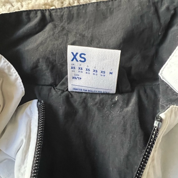 Cropped Reebok jacket - Picture 4 of 4